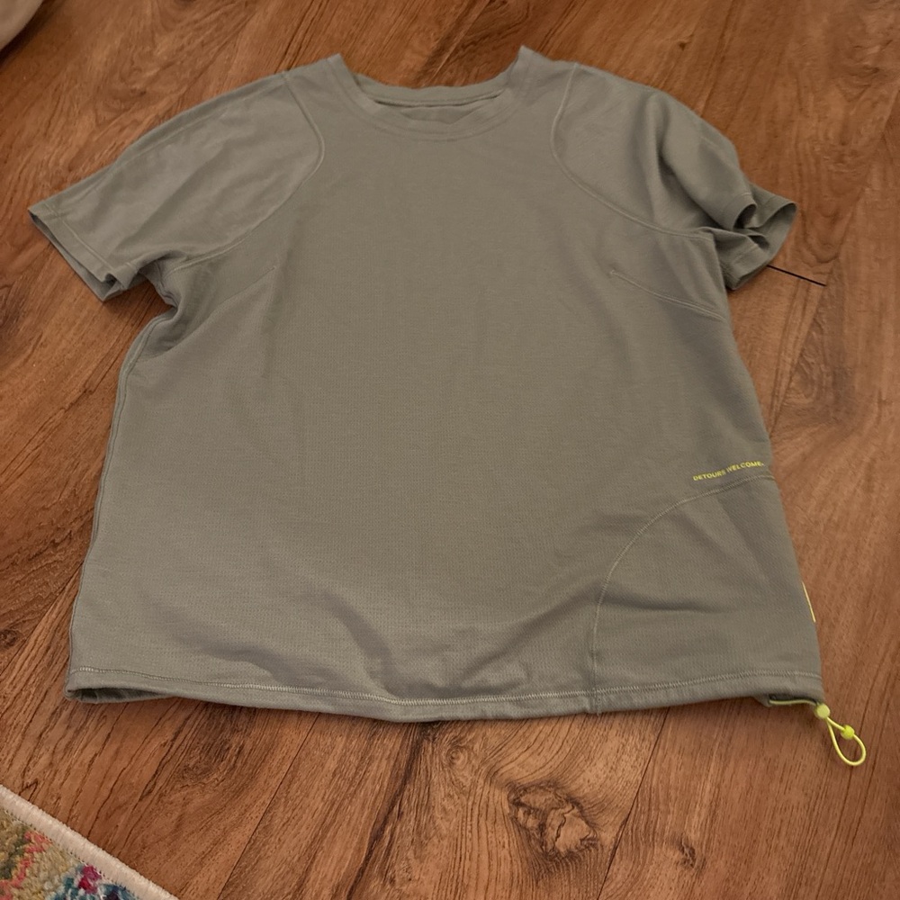 Green Lululemon T-Shirt